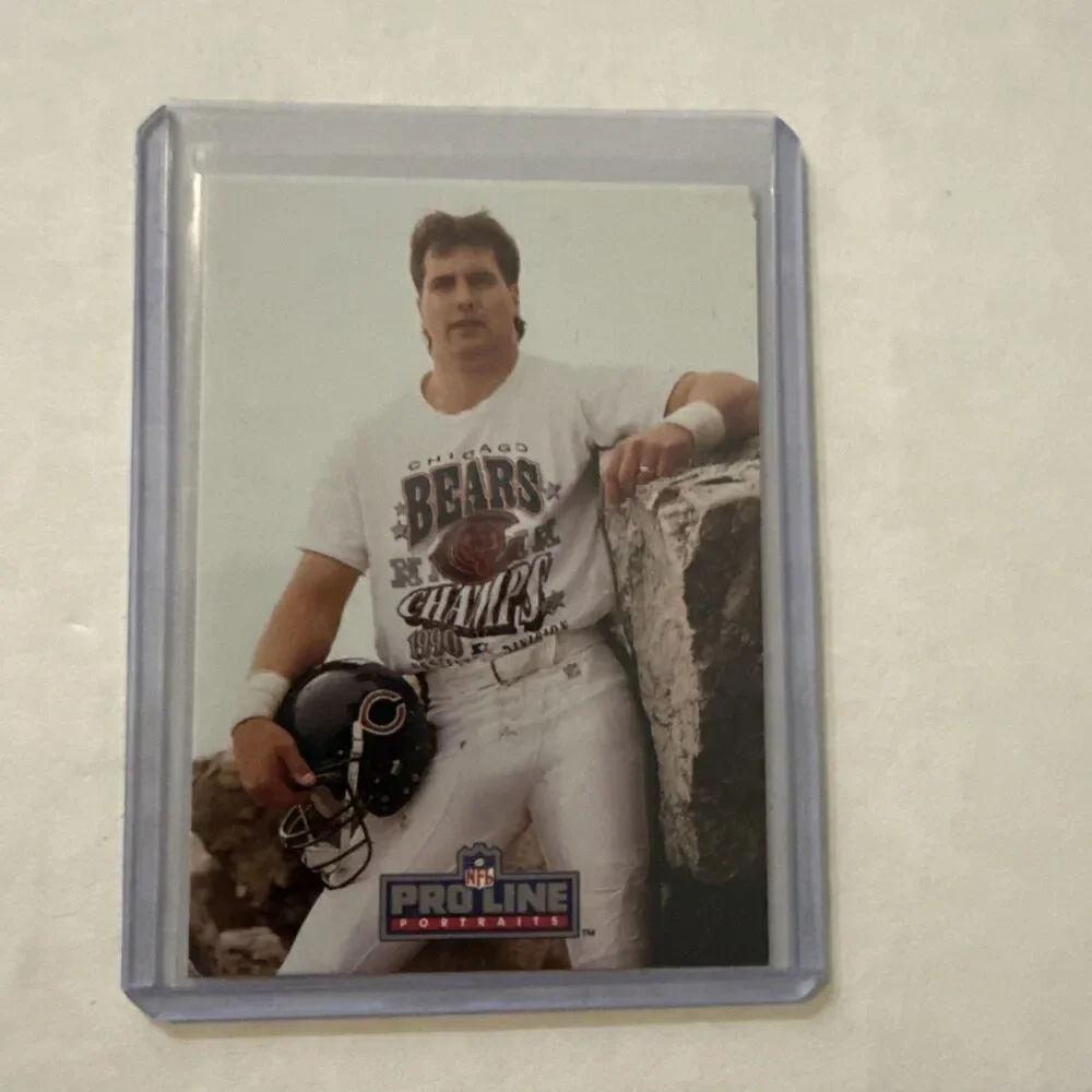 1992 Pro Line Portraits - Autographs Brad Muster (AU) Chicago Bears